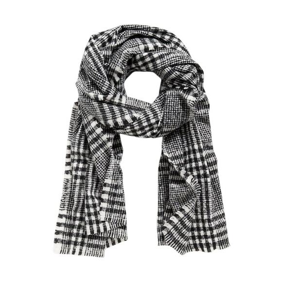 Old Navy Flannel Scarf Black White Plaid Women's One Size Soft Brushed NWT - Picture 1 of 3